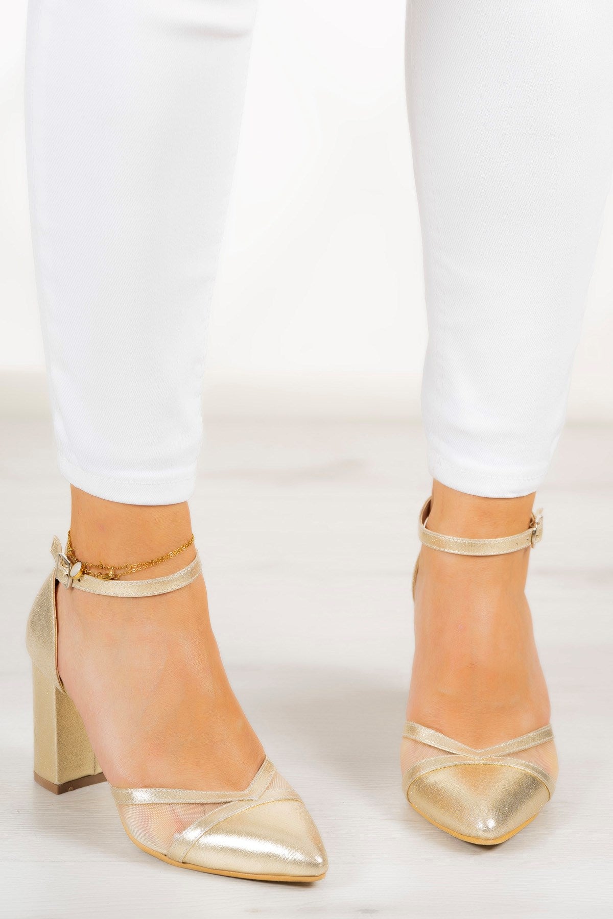 Diana Dore Fileli Kalın Topuklu Ayakkabı