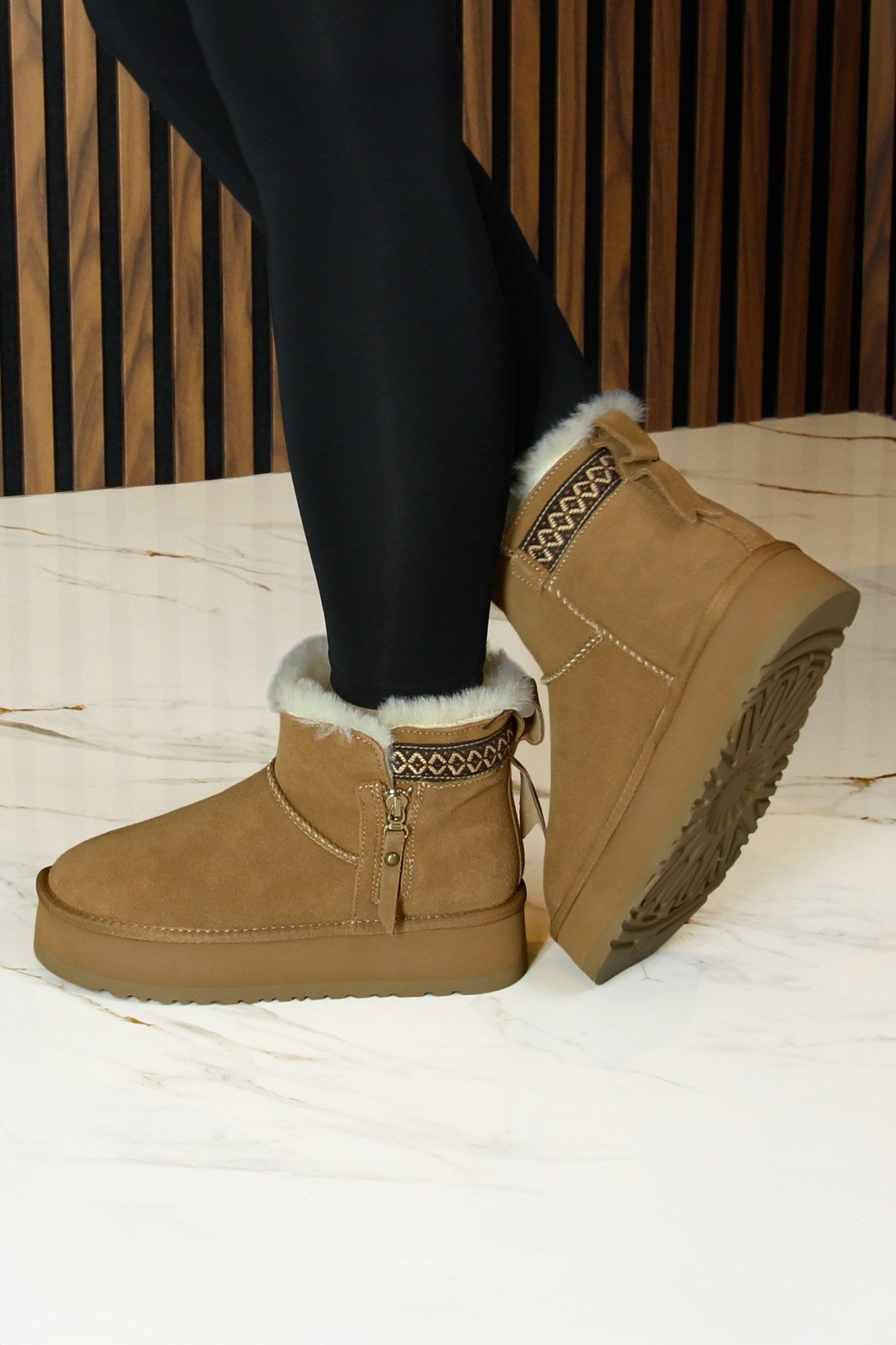 [8081] Camel Süet Fermuarlı Kürk Astarlı Yuvarlak Burun Günlük Bot