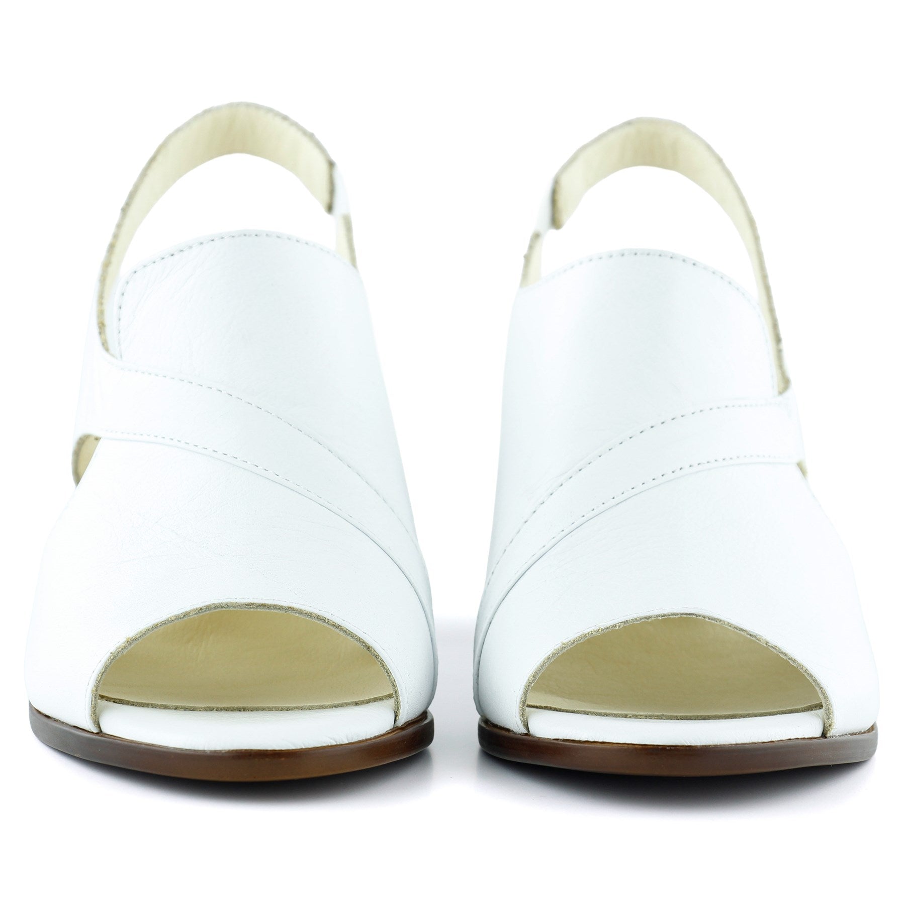 Saules Beyaz Hakiki Deri Kesik Detaylı Lastik Bantlı Topuklu Sandalet