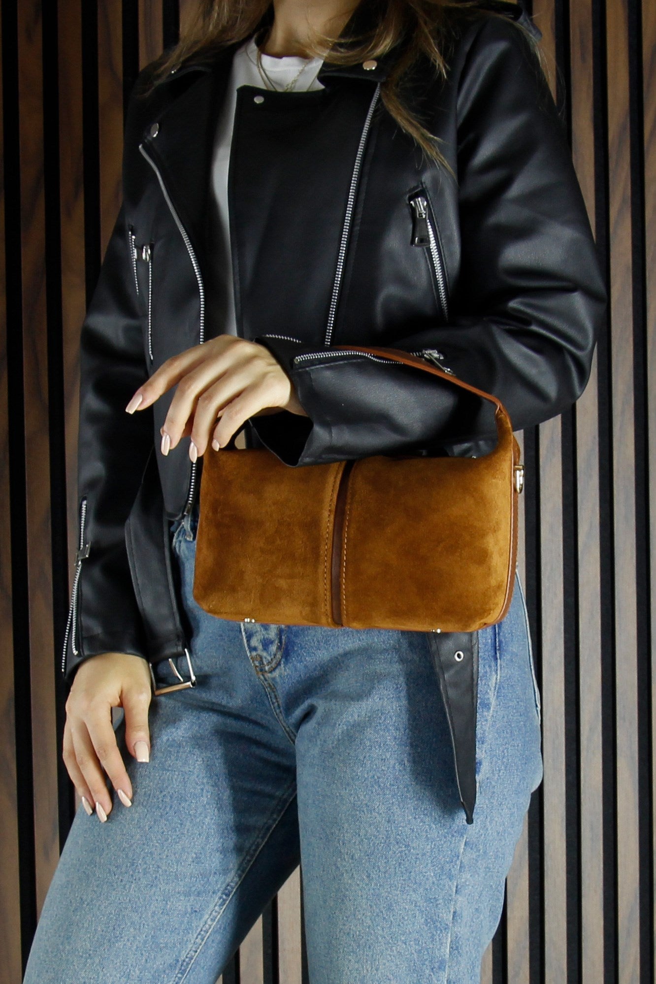 (VSN5009OC) Taba Hakiki Dana Süet Fermuarlı Askılı İç Cepli Orta Boy Günlük Omuz Çantası