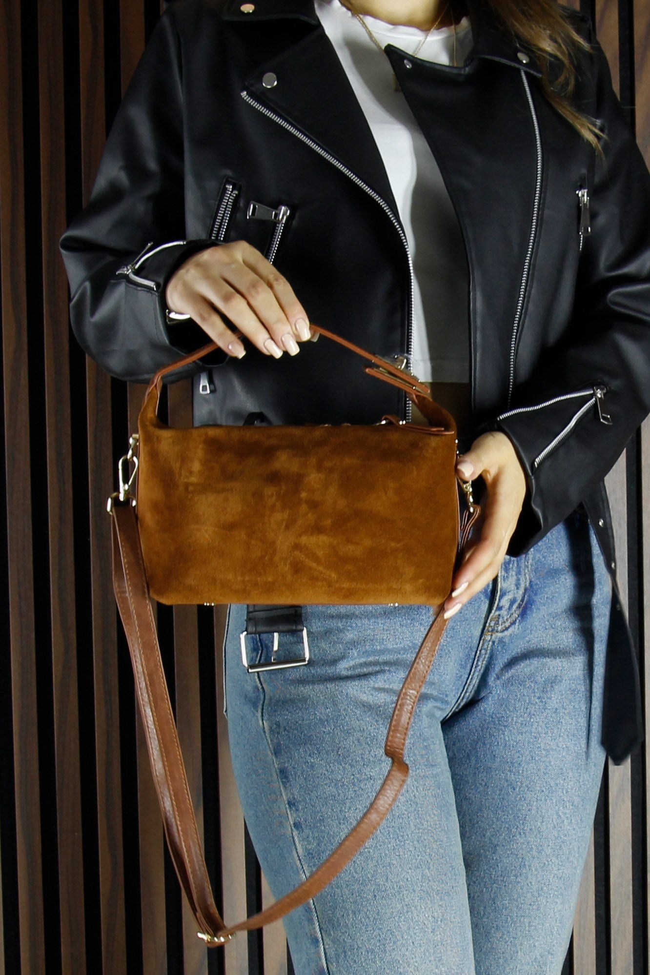 (VSN5009OC) Taba Hakiki Dana Süet Fermuarlı Askılı İç Cepli Orta Boy Günlük Omuz Çantası