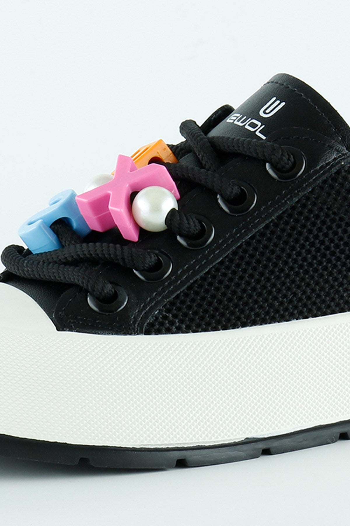 [5020] Siyah Yüksek Taban Spor Fileli Harf Detaylı İncili Bağcıklı Platform Sneaker