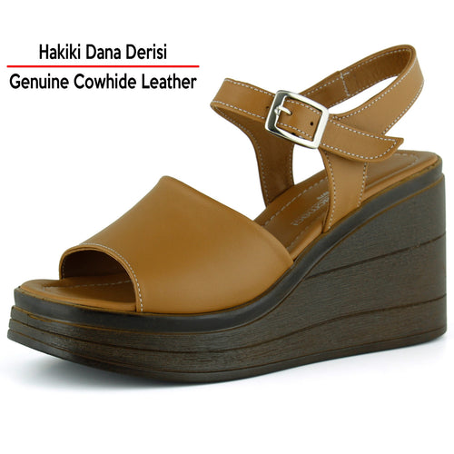 Artemis Taba Hakiki Dana Derisi Lastik Tokalı Dolgu Topuklu Sandalet
