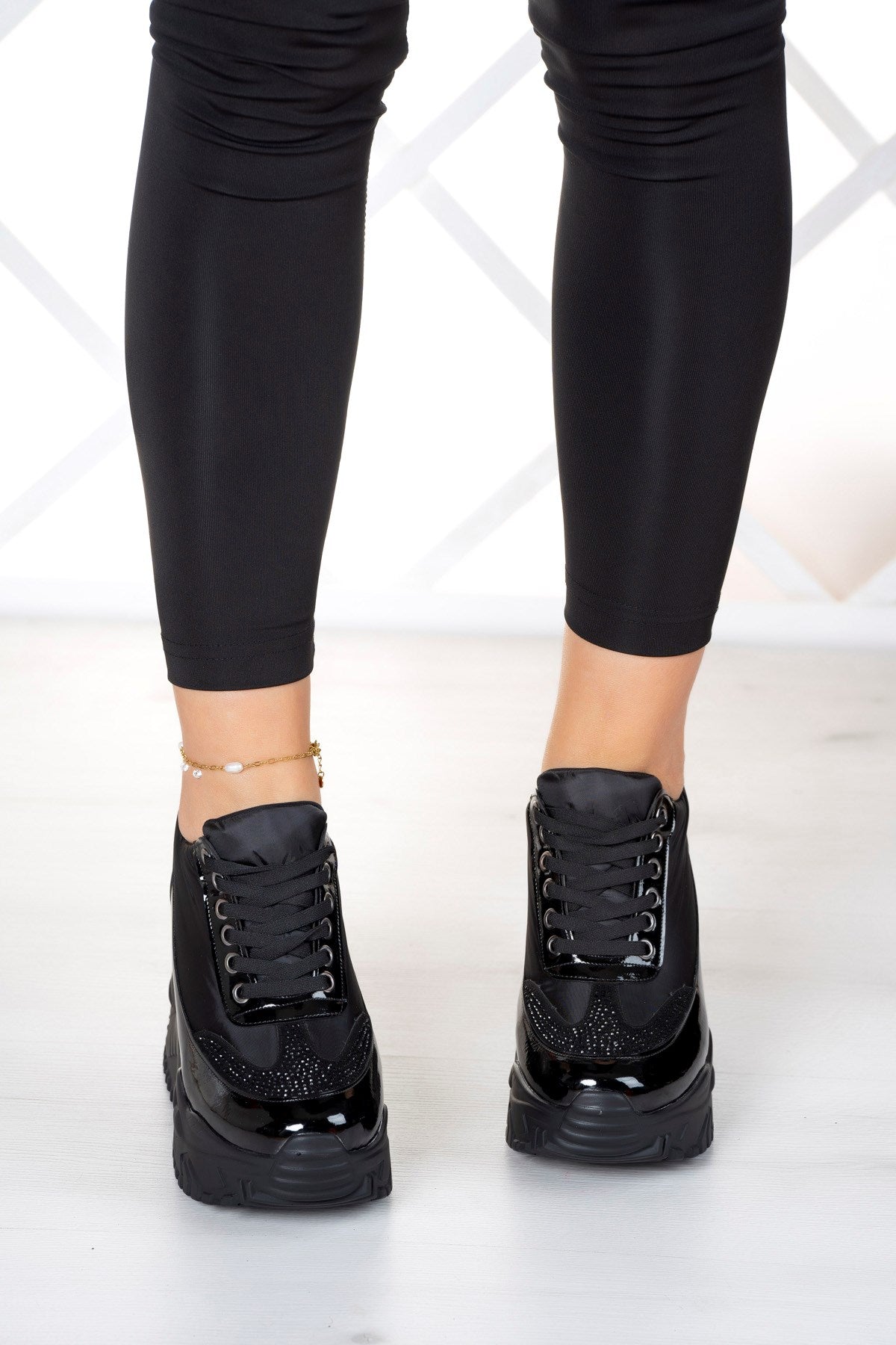 Tatyana Siyah Taşlı Gizli Dolgu Günlük Ayakkabı