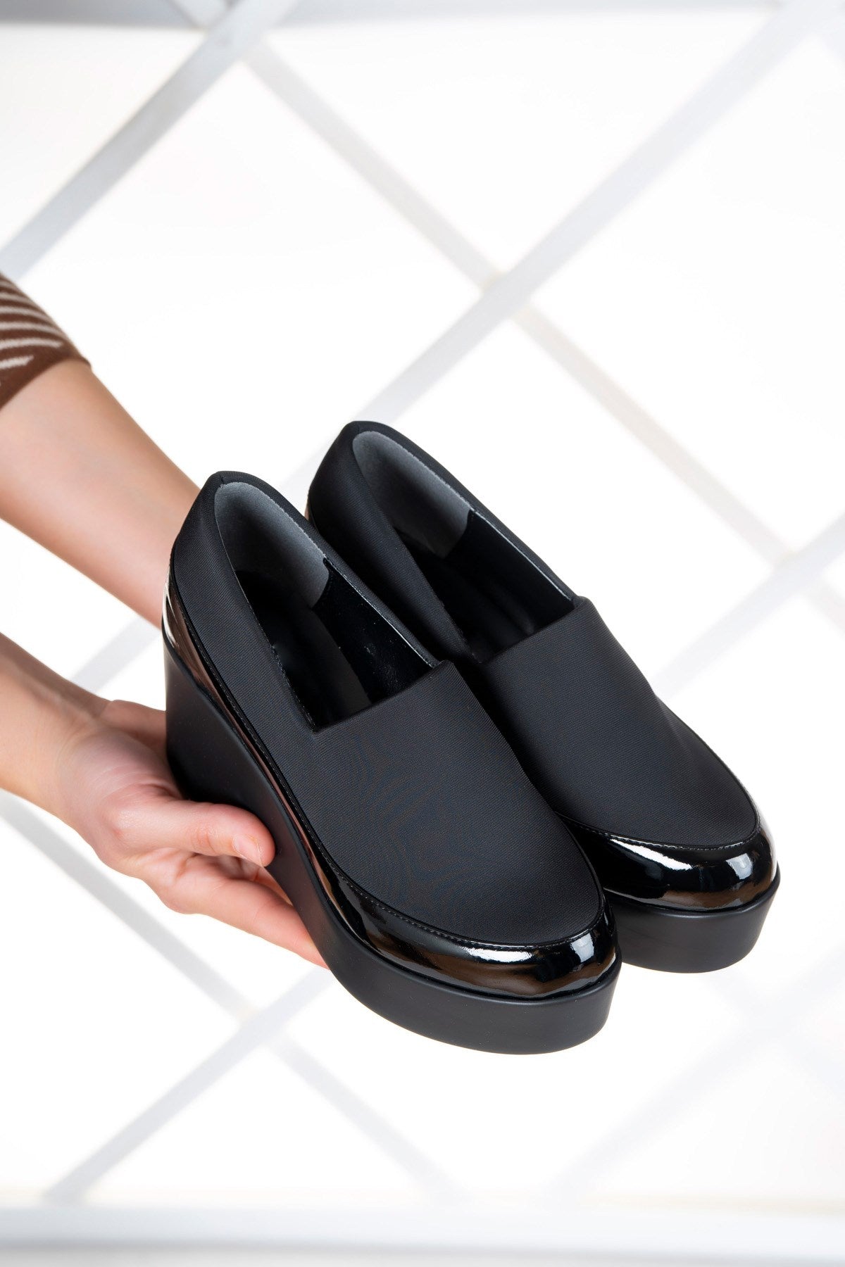 Sofia Siyah Streç Dolgu Topuklu Günlük Ayakkabı