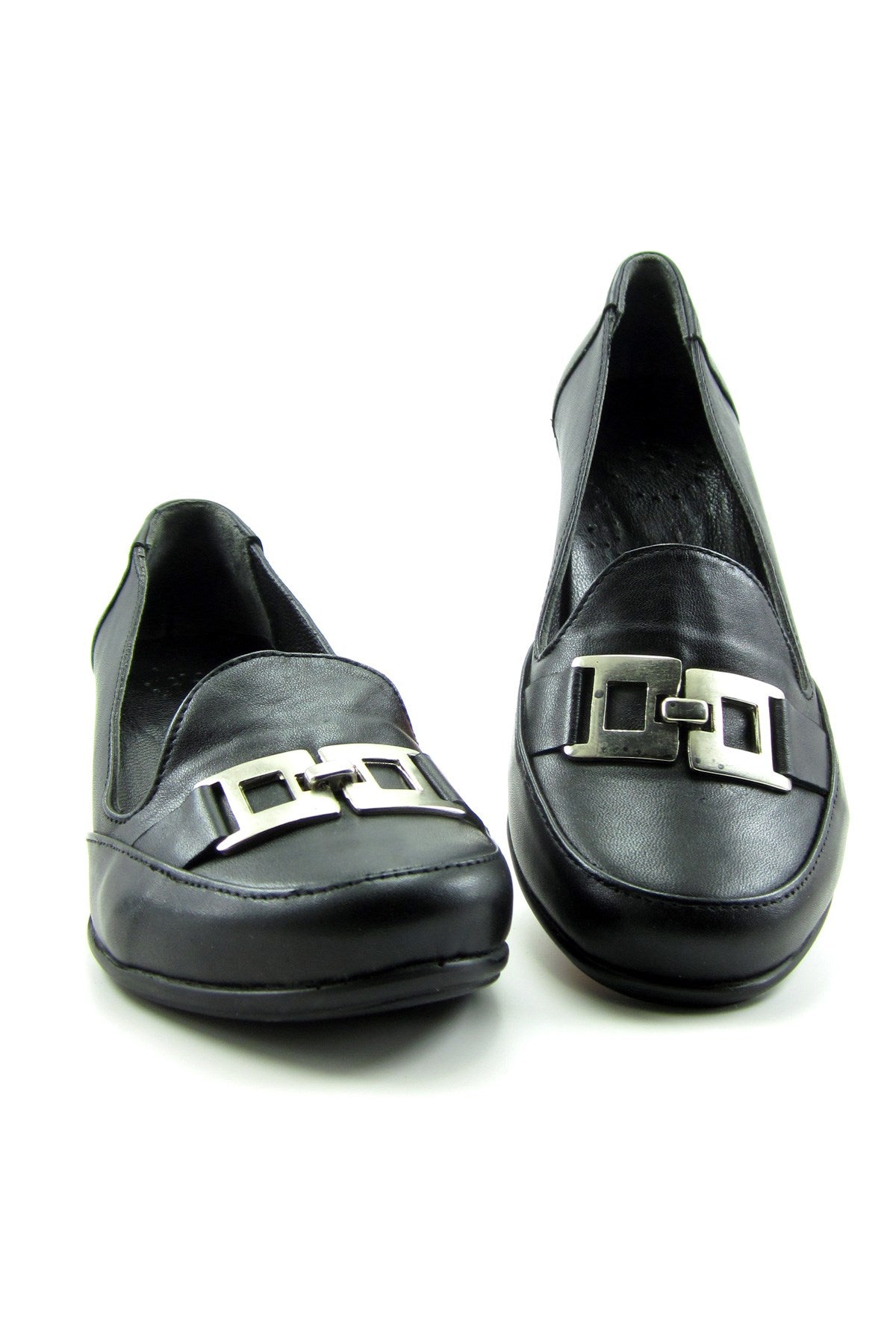 Emery Siyah Hakiki Deri Topuklu Loafer Ayakkabı