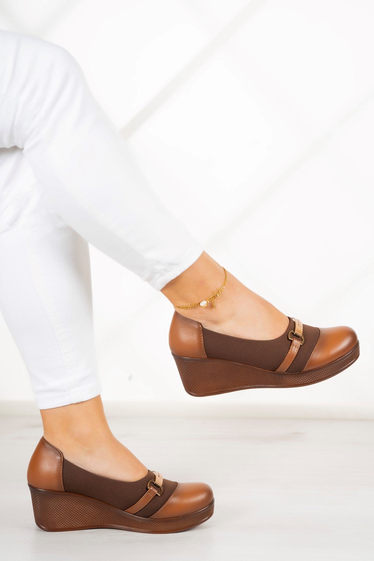 Blake Taba Hakiki Deri Dolgu Topuklu Streç Günlük Ayakkabı