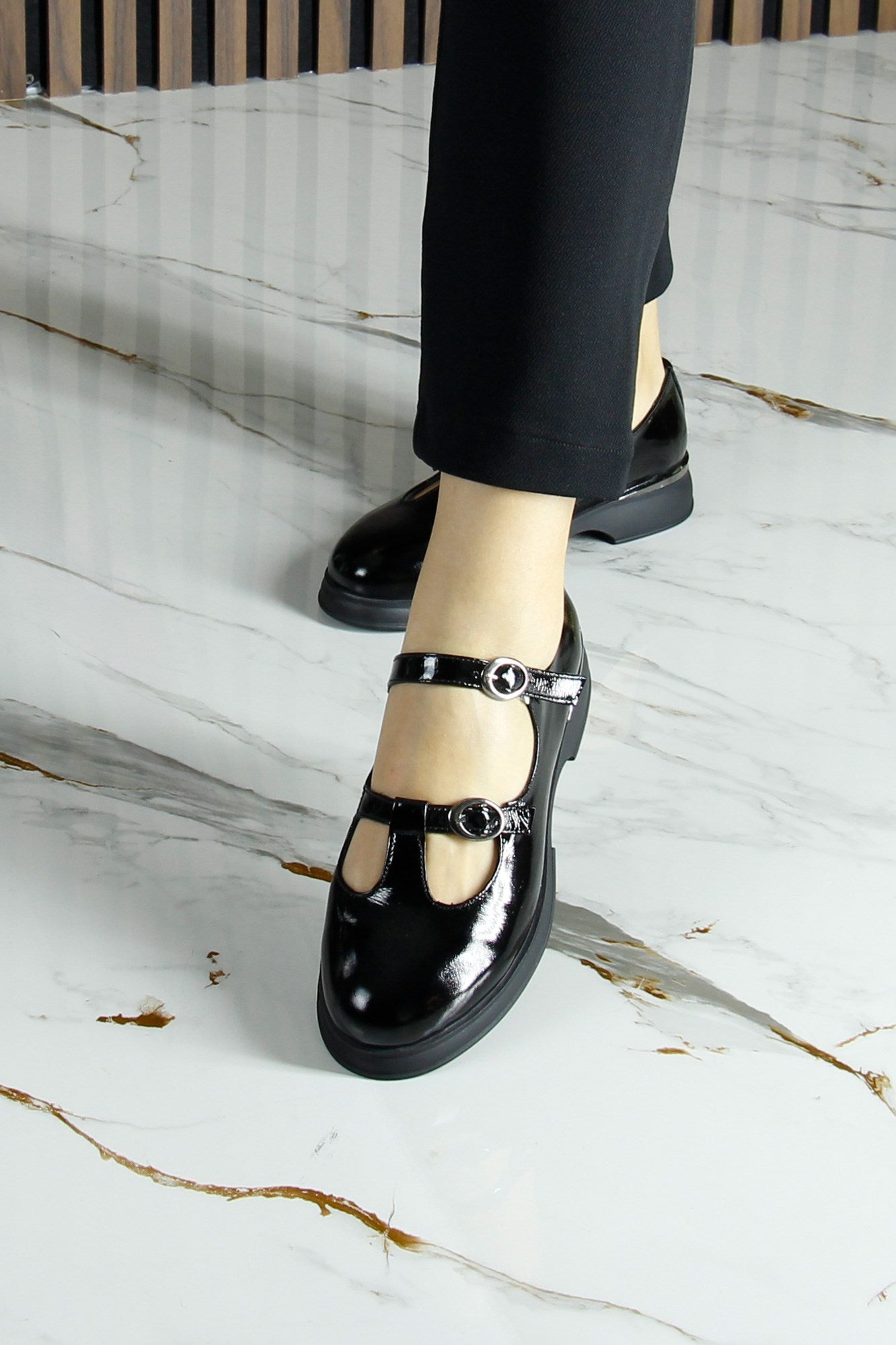 [MAX 53-120] Siyah Rugan Hakiki Dana Derisi Çift Bantlı Mary Jane Kalın Topuklu Günlük Ayakkabı