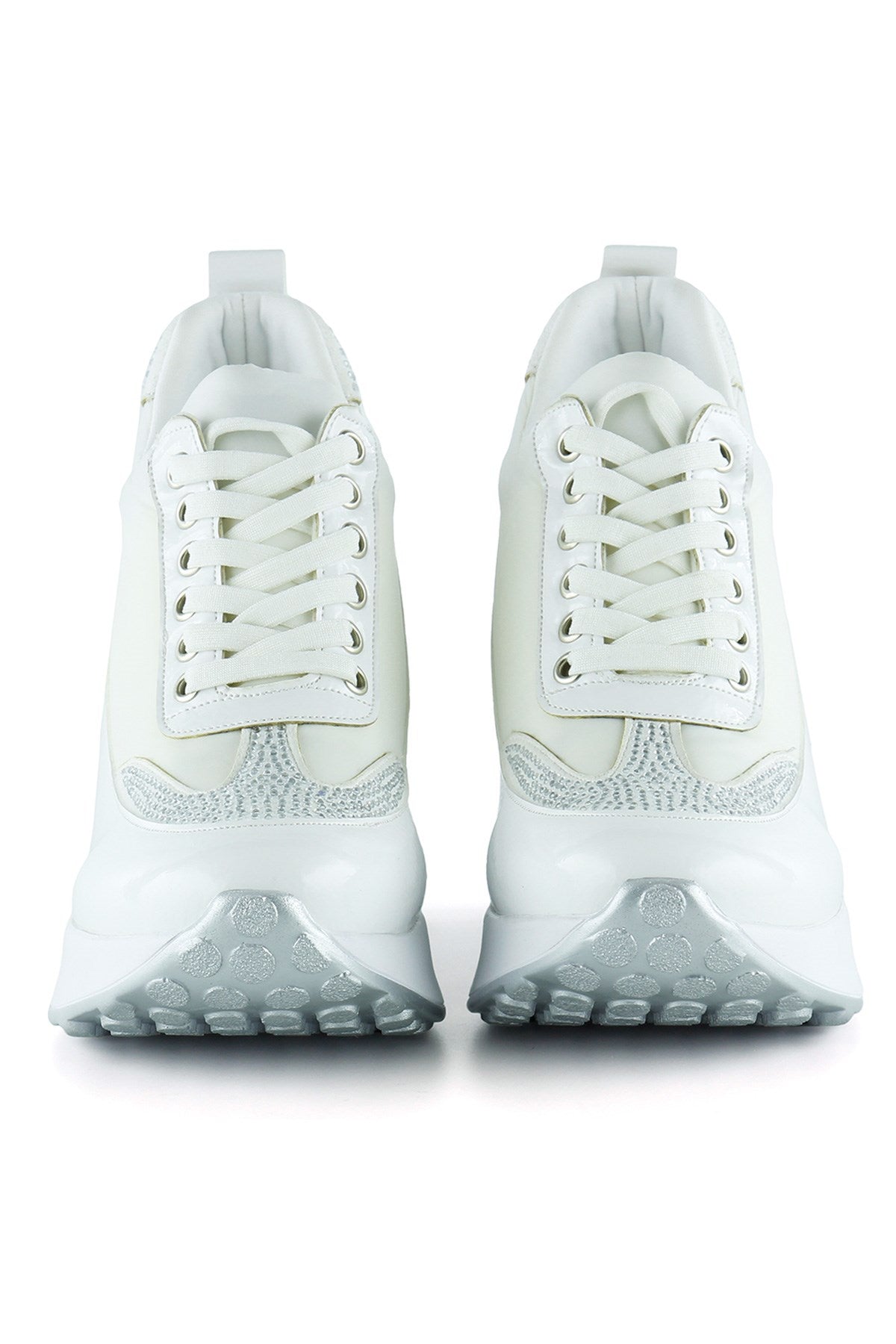 Tatyana Plus Beyaz Rugan Taşlı Bağcıklı Gizli Dolgu Topuklu Günlük Ayakkabı