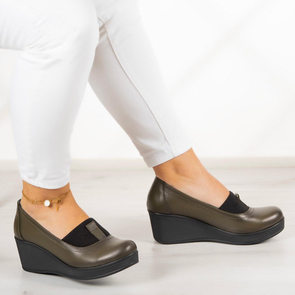 Daisy Haki Hakiki Deri Dolgu Topuklu Günlük Ayakkabı