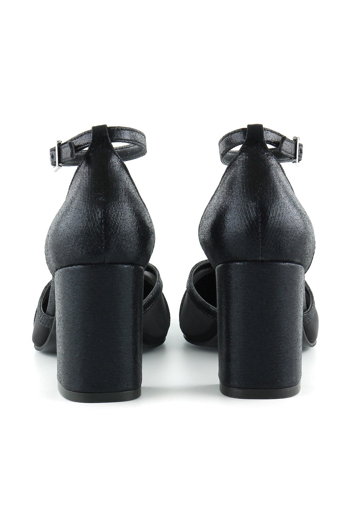Diana Siyah Fileli Kalın Topuklu Ayakkabı