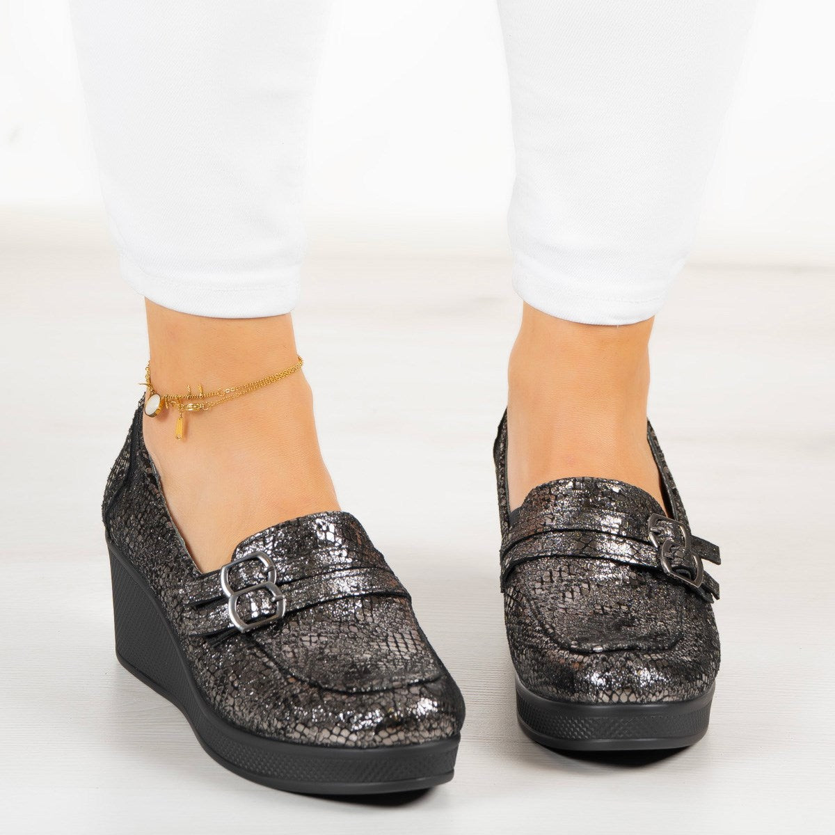 Taylor Gümüş Yılan Hakiki Deri Dolgu Topuklu Günlük Ayakkabı