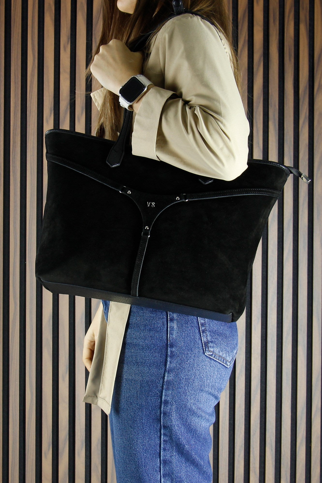 (VSN5018OC) Siyah Hakiki Dana Süet Fermuarlı Üç Bölmeli İç Cepli Büyük Boy Günlük Omuz Çantası