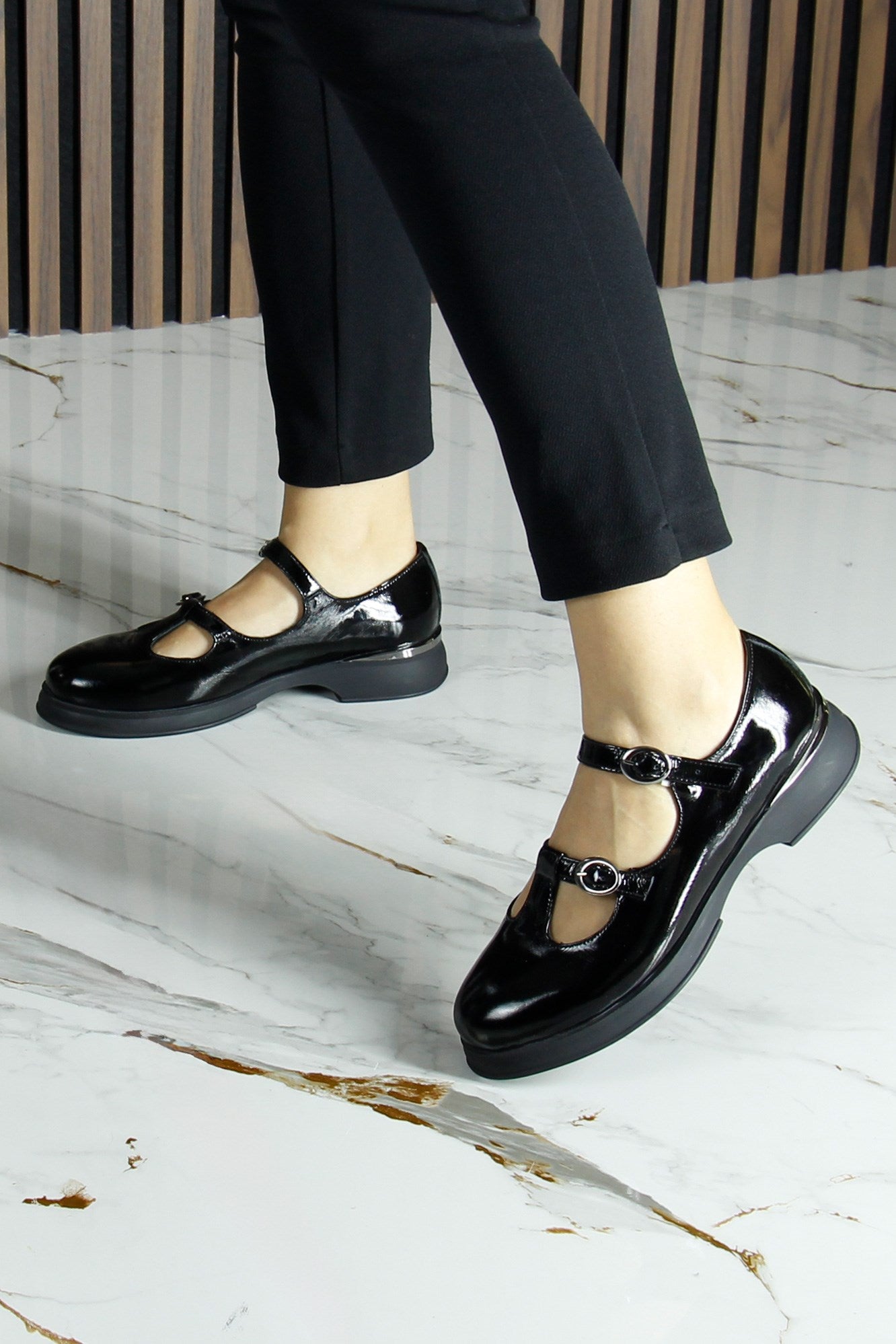 Siyah Rugan Hakiki Dana Derisi Çift Bantlı Mary Jane Kalın Topuklu Günlük Ayakkabı