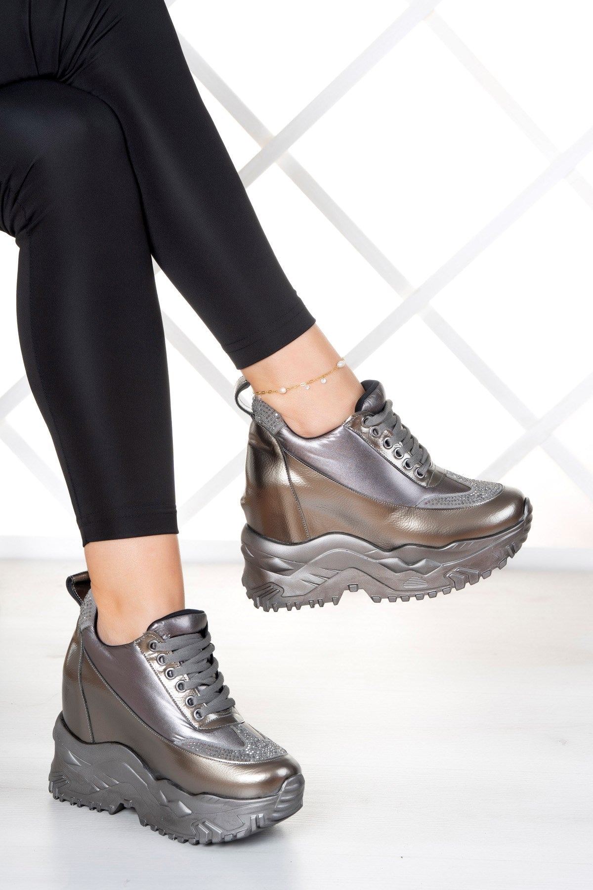 Tatyana Platin Taşlı Gizli Dolgu Günlük Ayakkabı