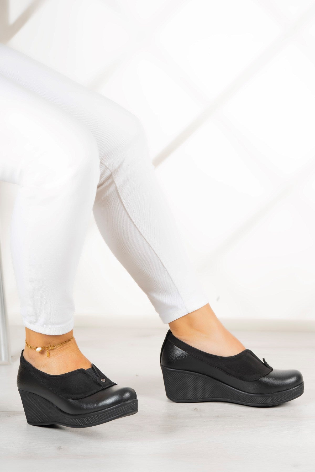 Sadie Siyah Hakiki Deri Dolgu Topuklu Günlük Ayakkabı