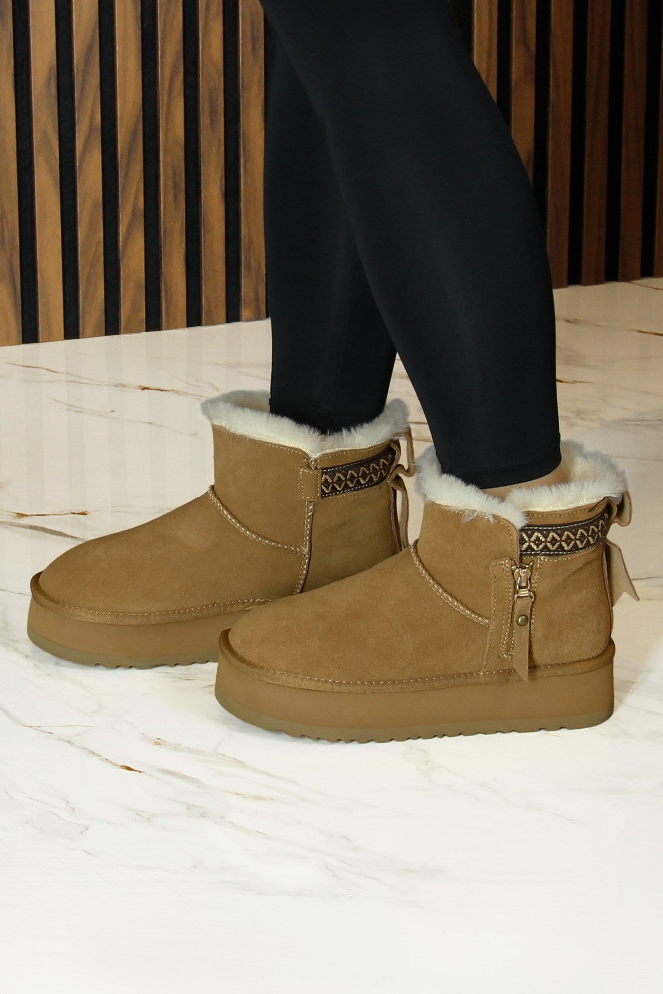 [8081] Camel Süet Fermuarlı Kürk Astarlı Yuvarlak Burun Günlük Bot