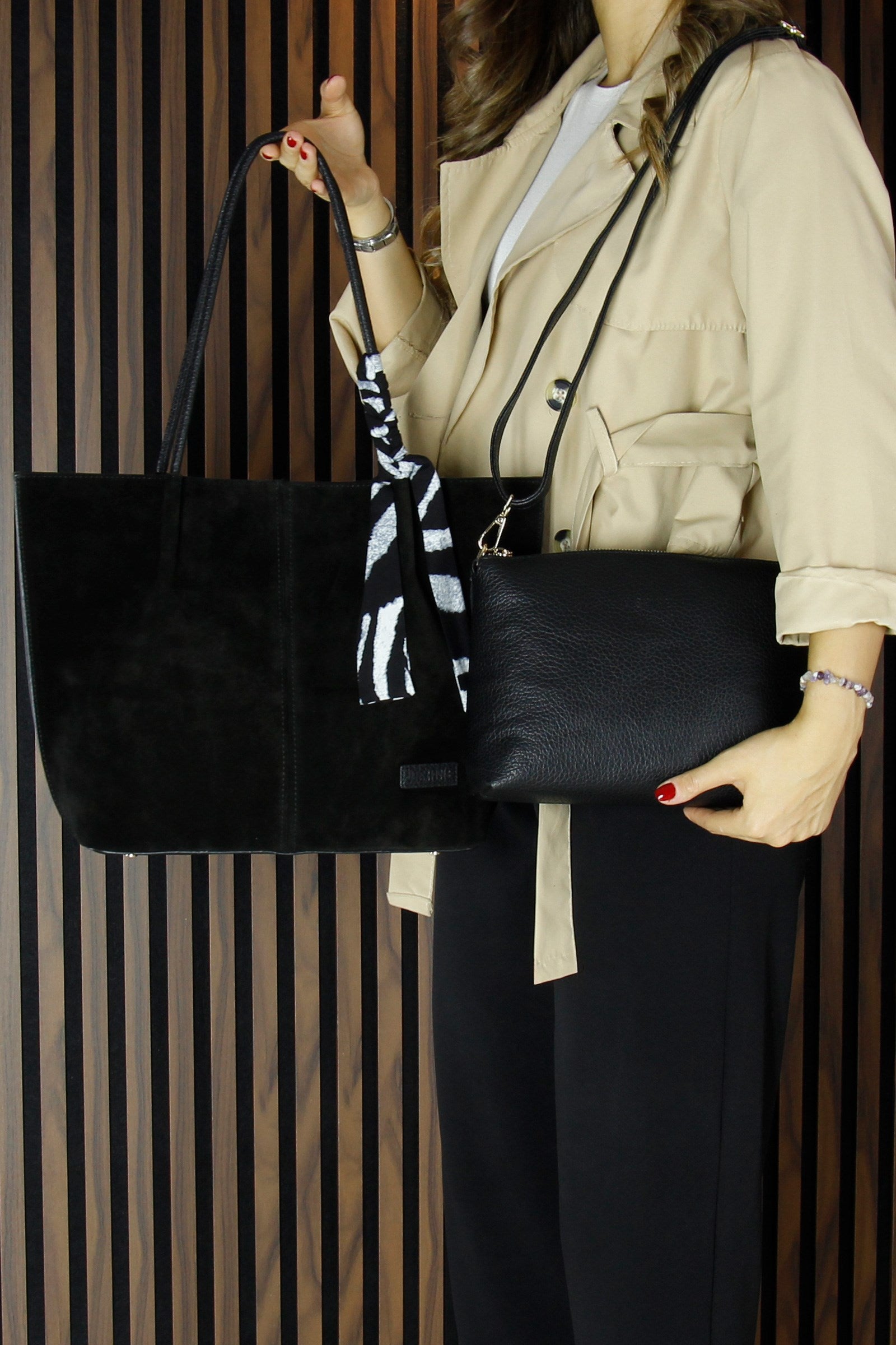 (VSN3093OC) Siyah Hakiki Dana Süet Manyetik Kapaklı Büyük Boy Günlük Omuz Çantası ve Askılı El Çantası