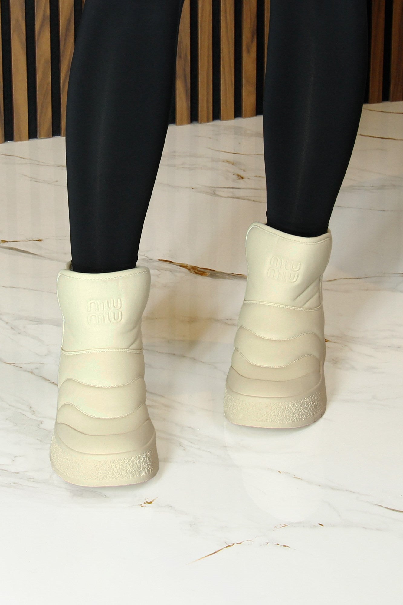 [8052] Bej Vegan Kürk Astarlı Yuvarlak Burun Günlük Bot