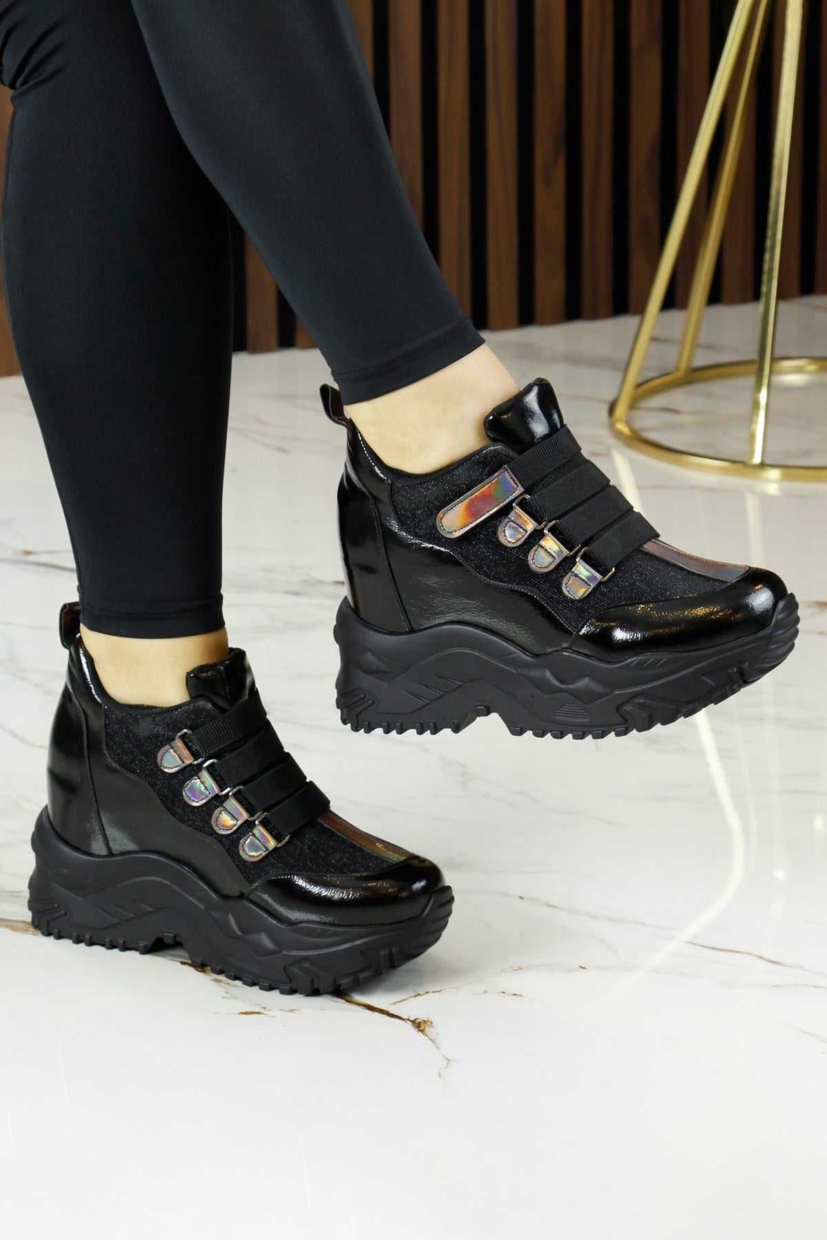 Alexandria Siyah Simli Gizli Dolgu Topuklu Cırt Bantlı Günlük Ayakkabı