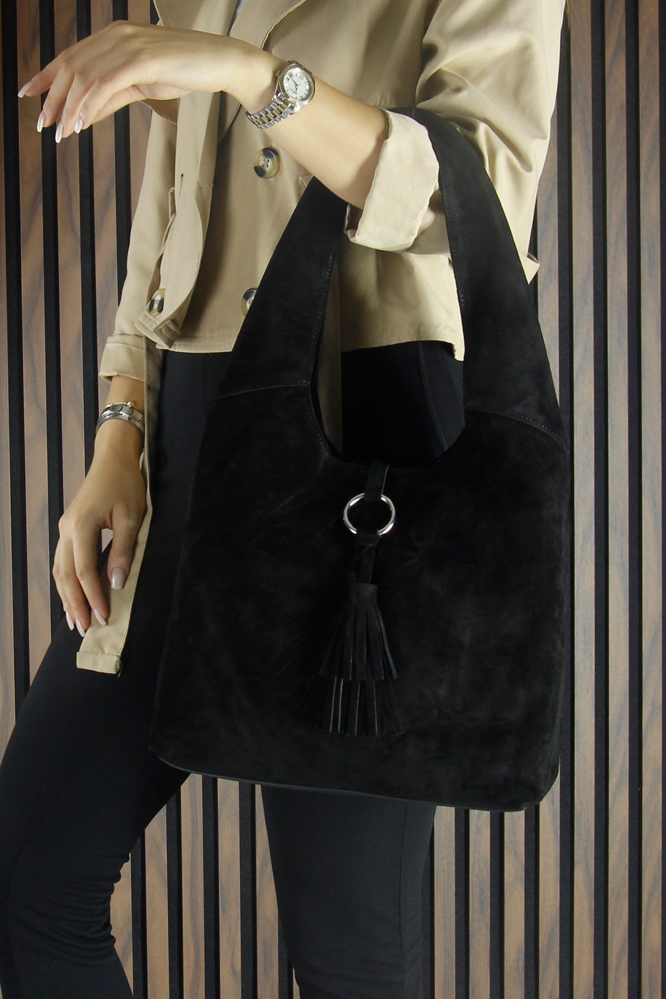 (VSN5015OC) Siyah Hakiki Dana Süet Püsküllü Manyetik Kapaklı Orta Boy Günlük Omuz Çantası