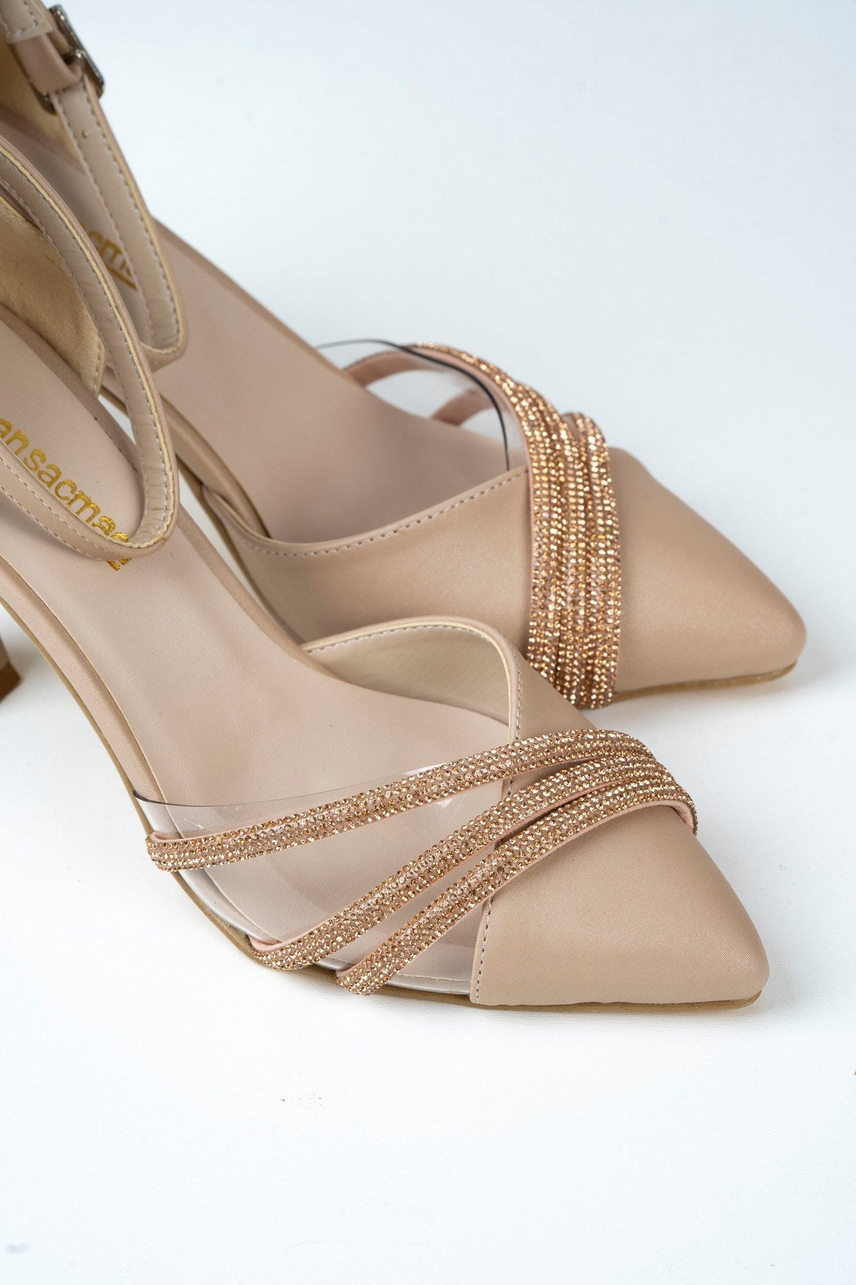 Çağla Ten Saten Taşlı Şeffaf Tasarımlı Ayakkabı