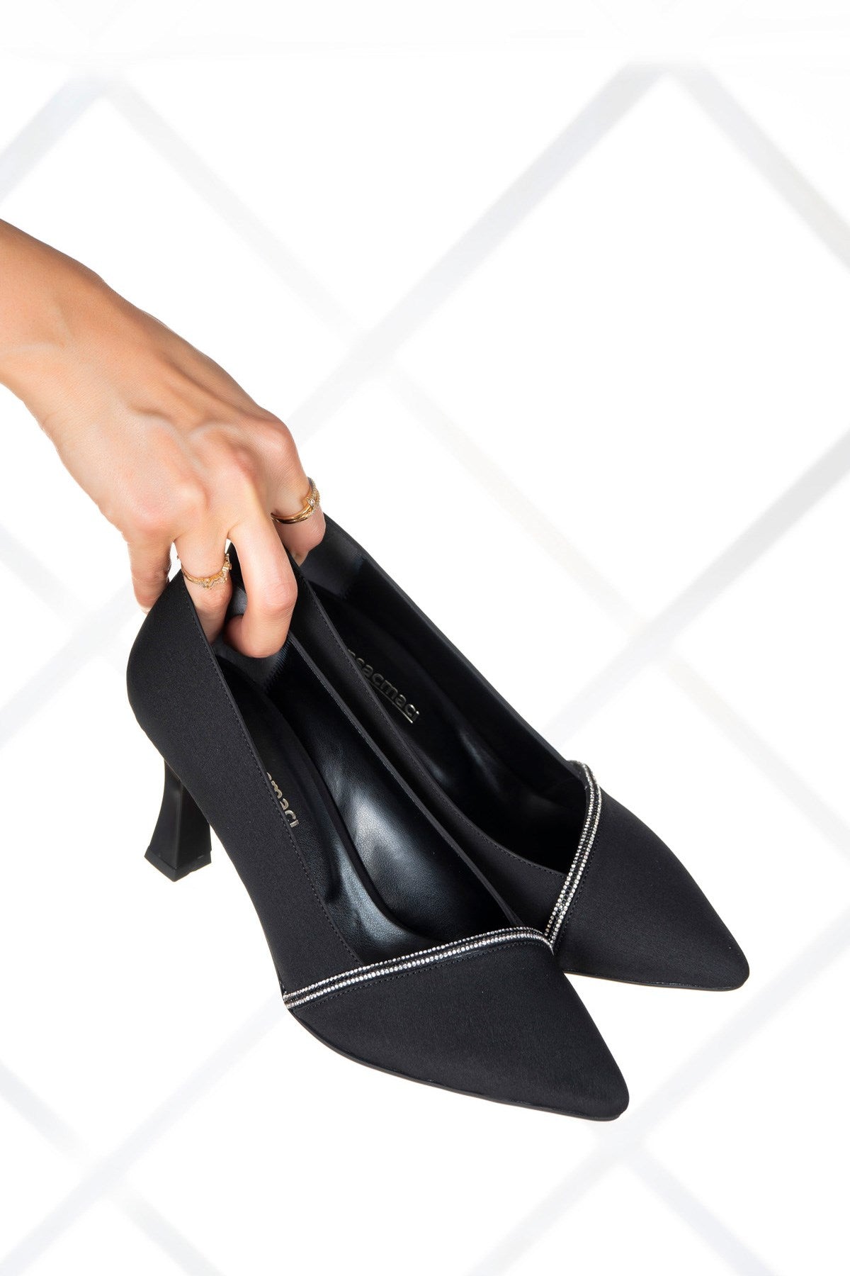 Darla Siyah Krep Taşlı Abiye Ayakkabı