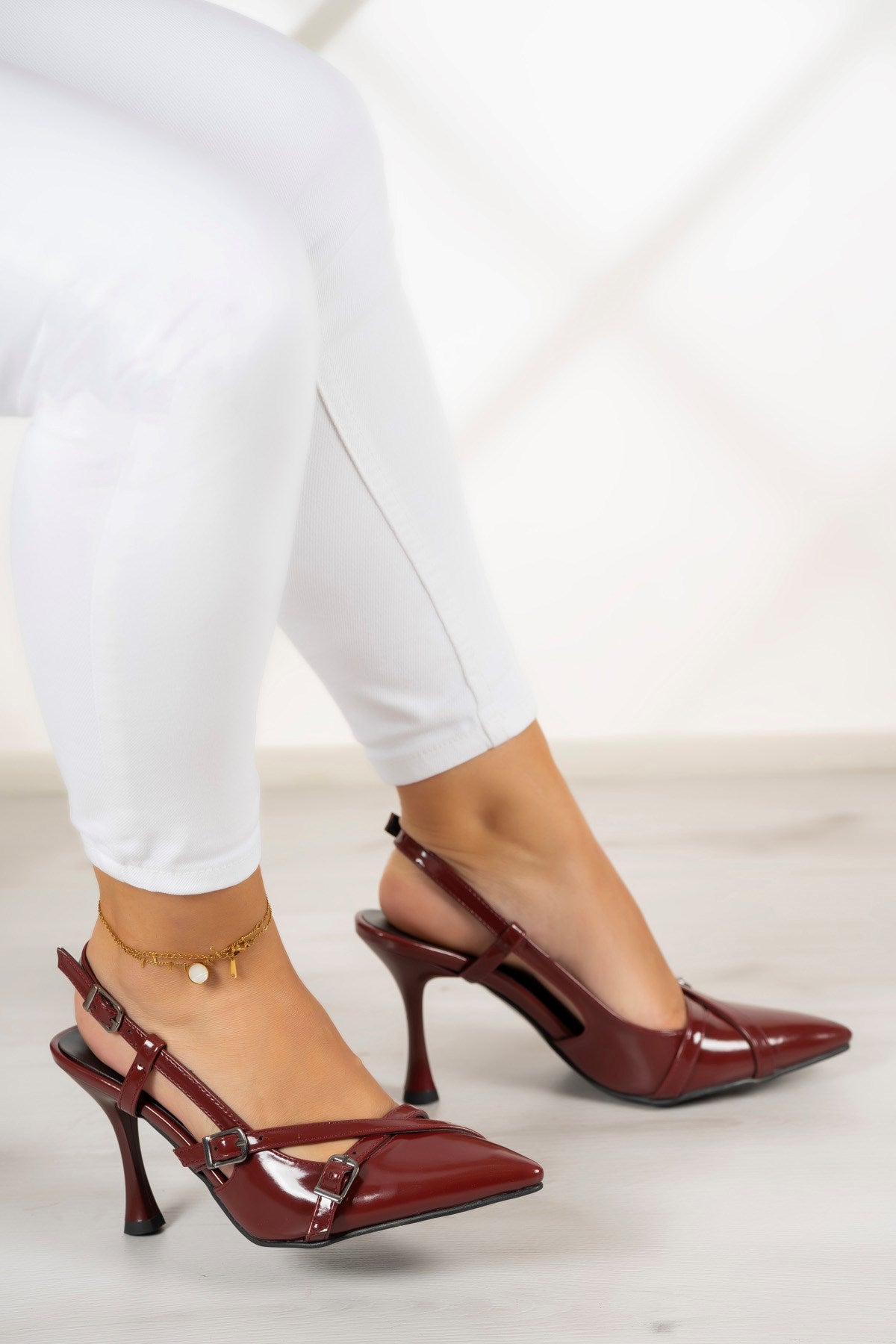 Natalia Bordo Rugan Arkası Açık Stiletto