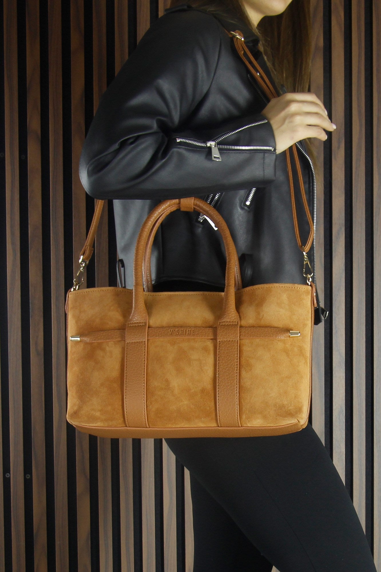 (VSN5014OC) Taba Hakiki Dana Süet Fermuarlı Üç Bölmeli İç Cepli Askılı Orta Boy Günlük Omuz Çantası