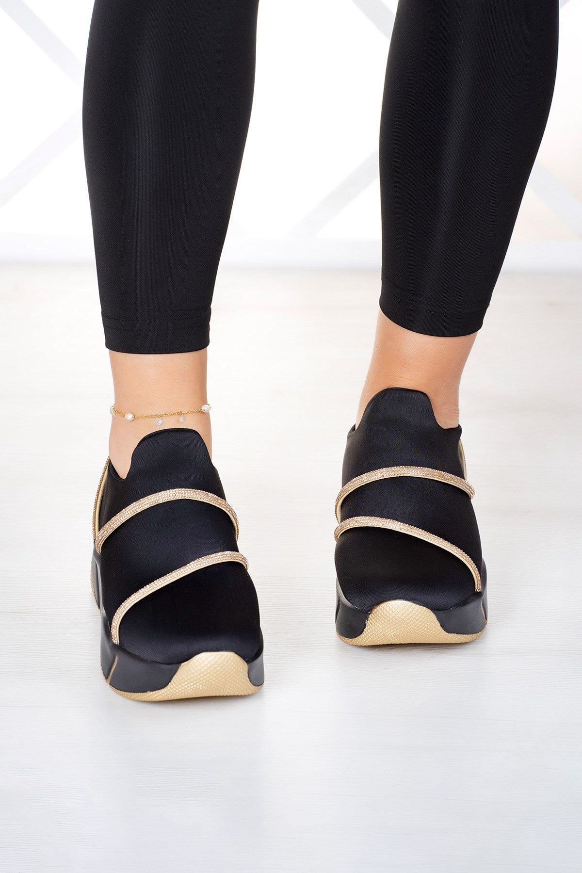 Barbara Altın Streç Taşlı Sneaker