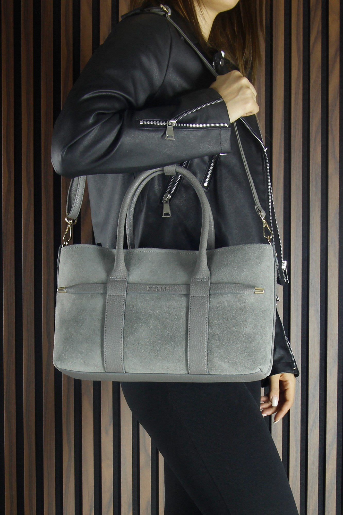 (VSN5014OC) Gri Hakiki Dana Süet Fermuarlı Üç Bölmeli İç Cepli Askılı Orta Boy Günlük Omuz Çantası