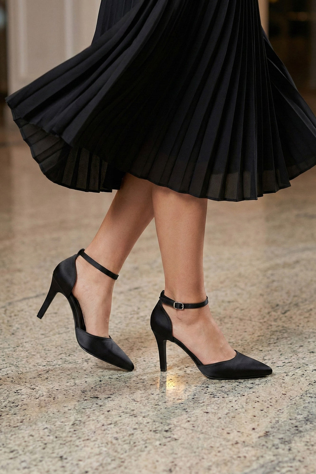 Sindy Plus Siyah Saten Bantlı İnce Topuklu Abiye Stiletto Ayakkabı