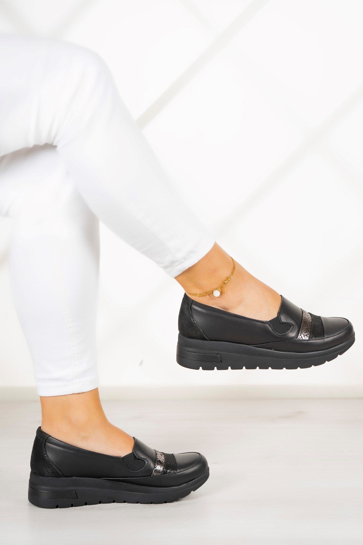 Avila Siyah Gümüş Hakiki Deri Günlük Ayakkabı