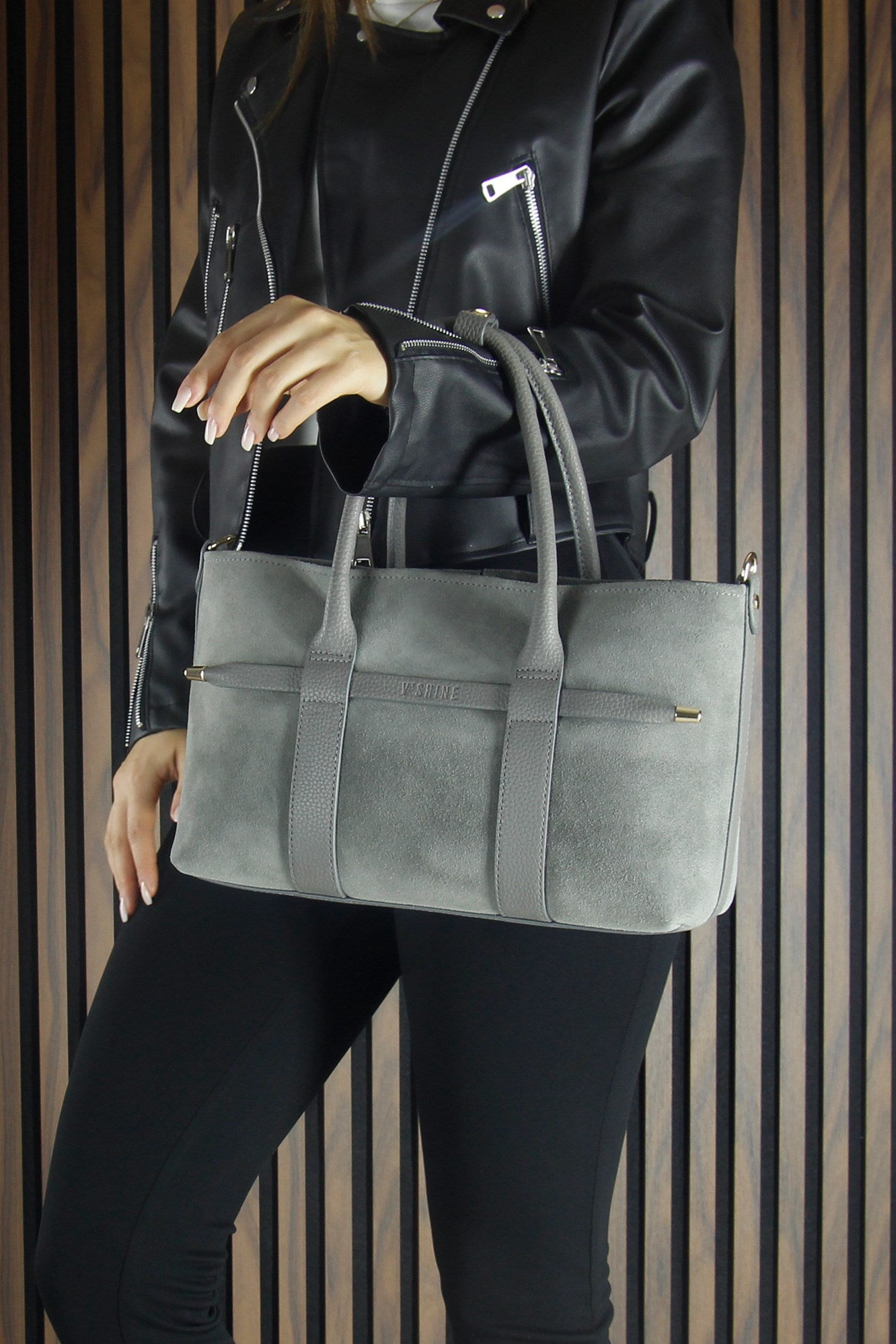 (VSN5014OC) Gri Hakiki Dana Süet Fermuarlı Üç Bölmeli İç Cepli Askılı Orta Boy Günlük Omuz Çantası