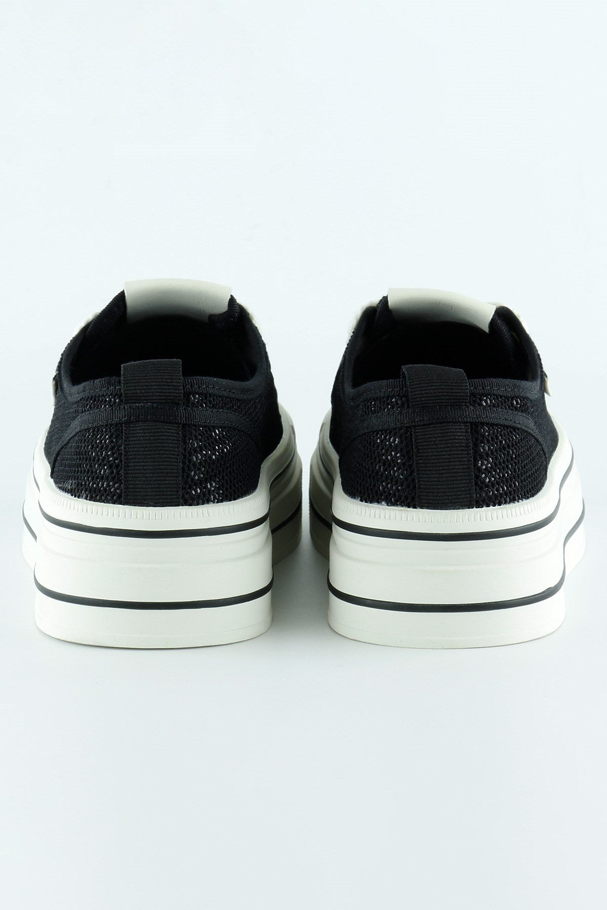 [5025] Siyah Beyaz Yüksek Taban Spor Fileli Taşlı Bağcıklı Platform Sneaker
