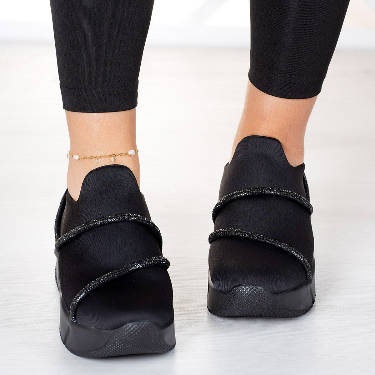 Barbara Siyah Streç Taşlı Sneaker