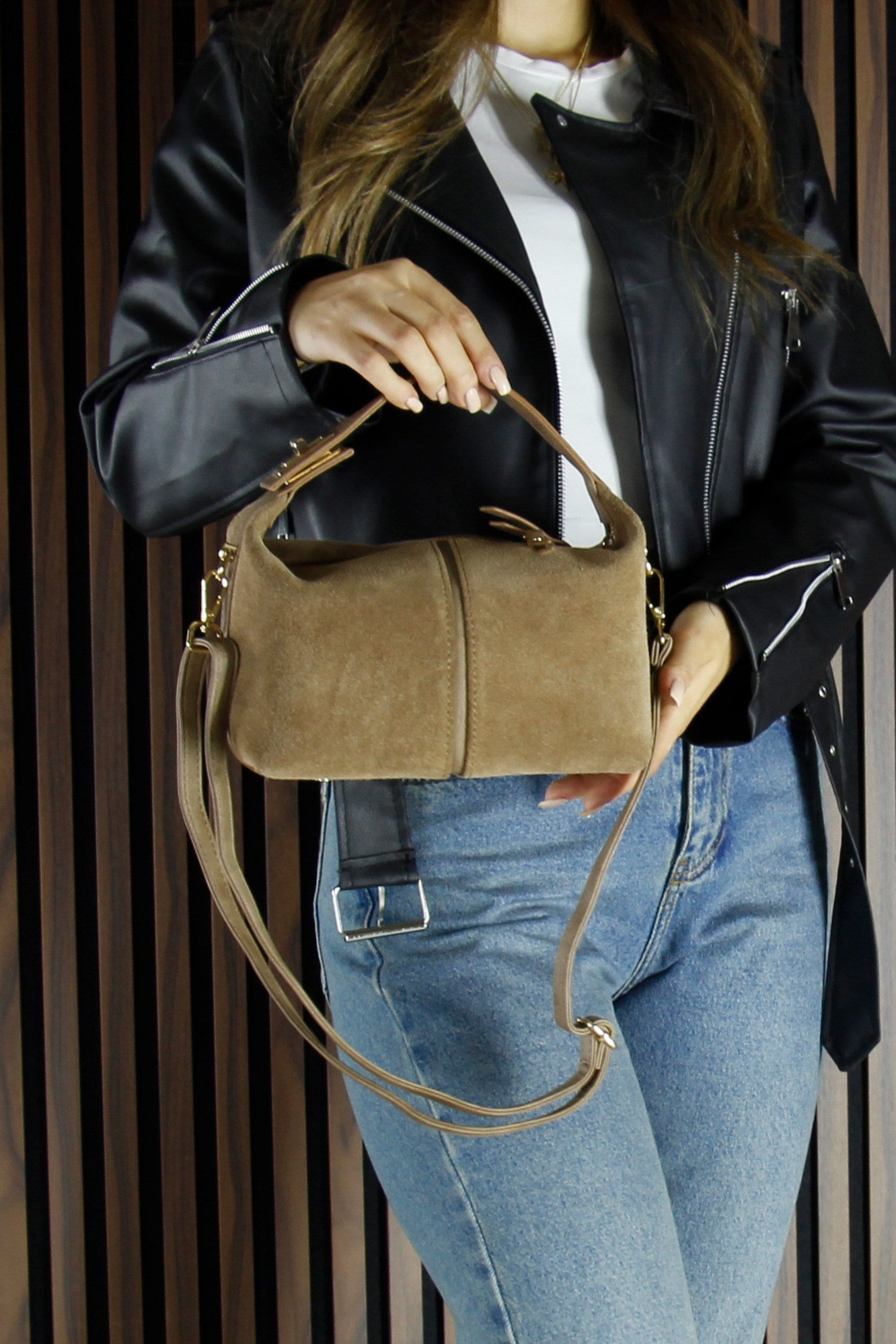 (VSN5009OC) Vizon Hakiki Dana Süet Fermuarlı Askılı İç Cepli Orta Boy Günlük Omuz Çantası