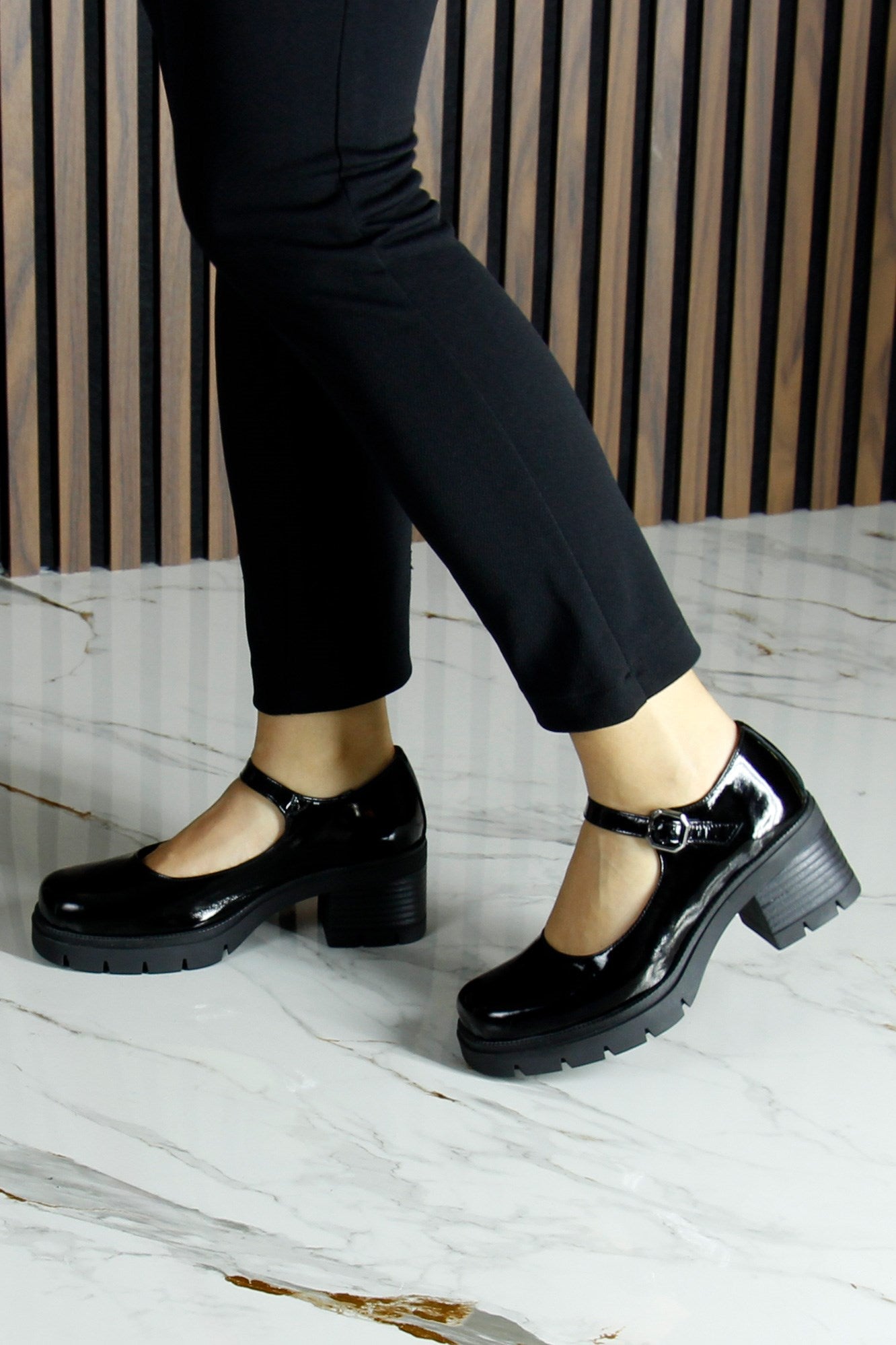 [MAX 5035] Siyah Rugan Hakiki Dana Derisi Mary Jane Kalın Topuklu Günlük Ayakkabı