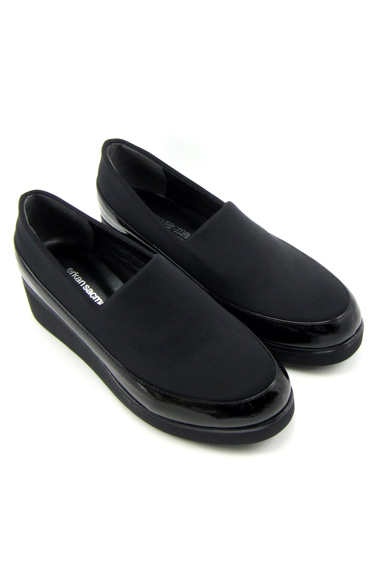 Larisa Siyah Rugan Ön Yüz Streç Dolgu Topuklu Günlük Ayakkabı