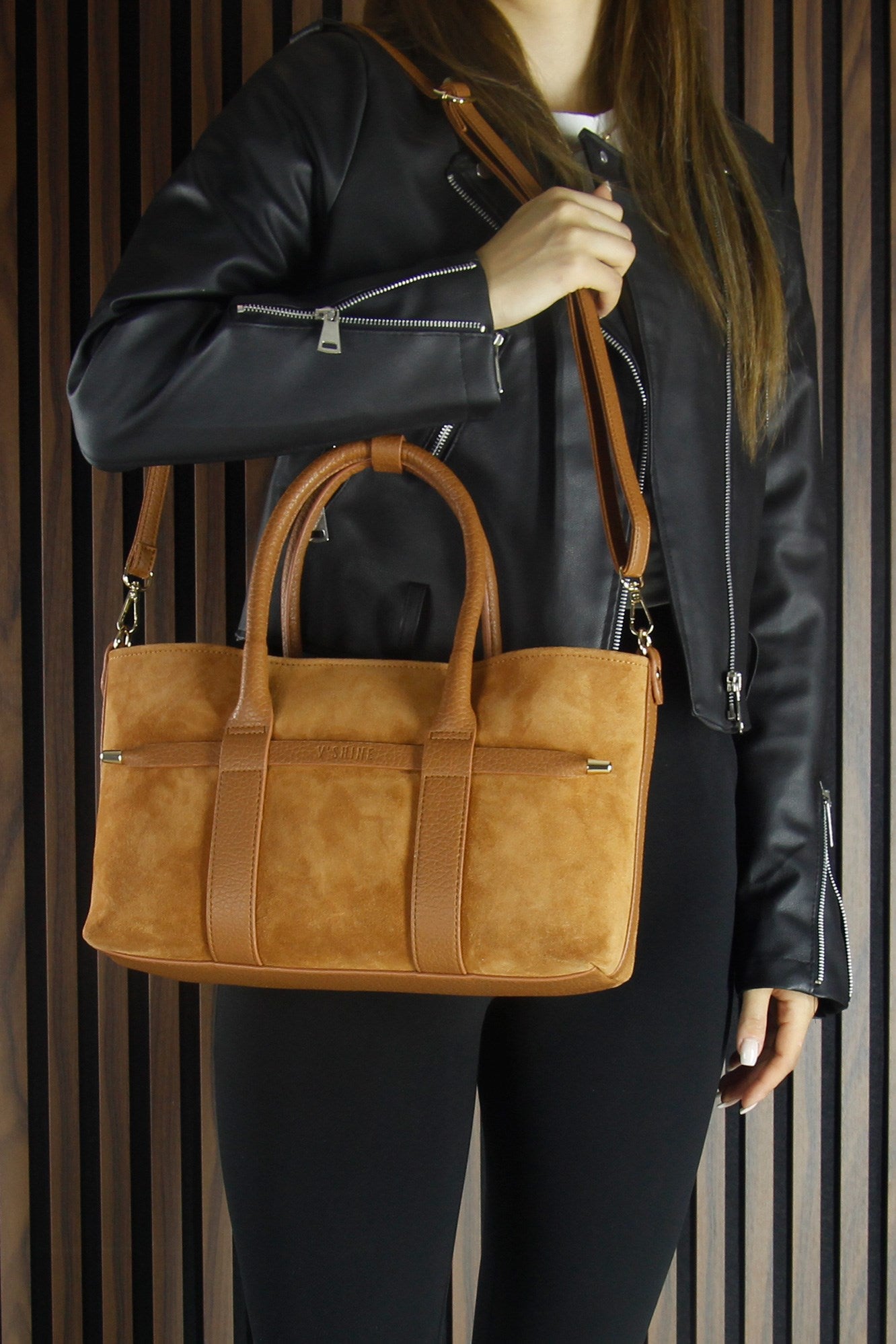 (VSN5014OC) Taba Hakiki Dana Süet Fermuarlı Üç Bölmeli İç Cepli Askılı Orta Boy Günlük Omuz Çantası