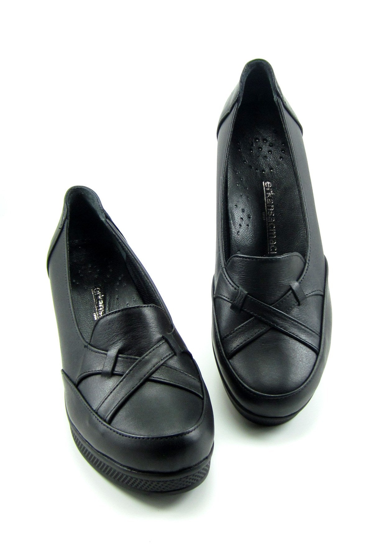 Shay Siyah Hakiki Deri Çapraz Bant Detaylı Dolgu Topuklu Günlük Ayakkabı