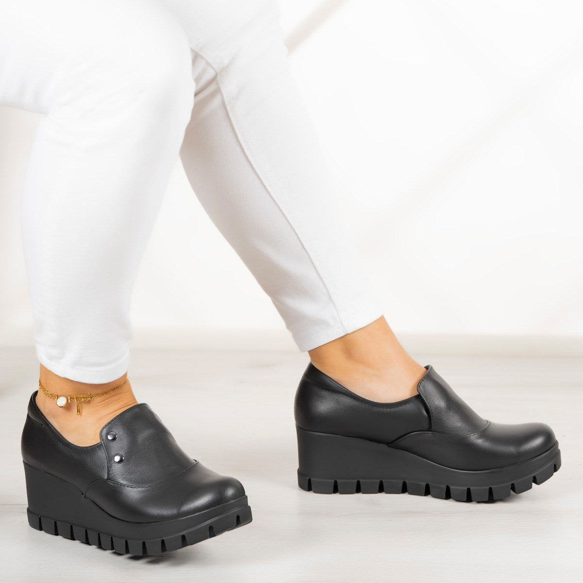 Gloria Siyah Hakiki Deri Dolgu Topuklu Günlük Ayakkabı