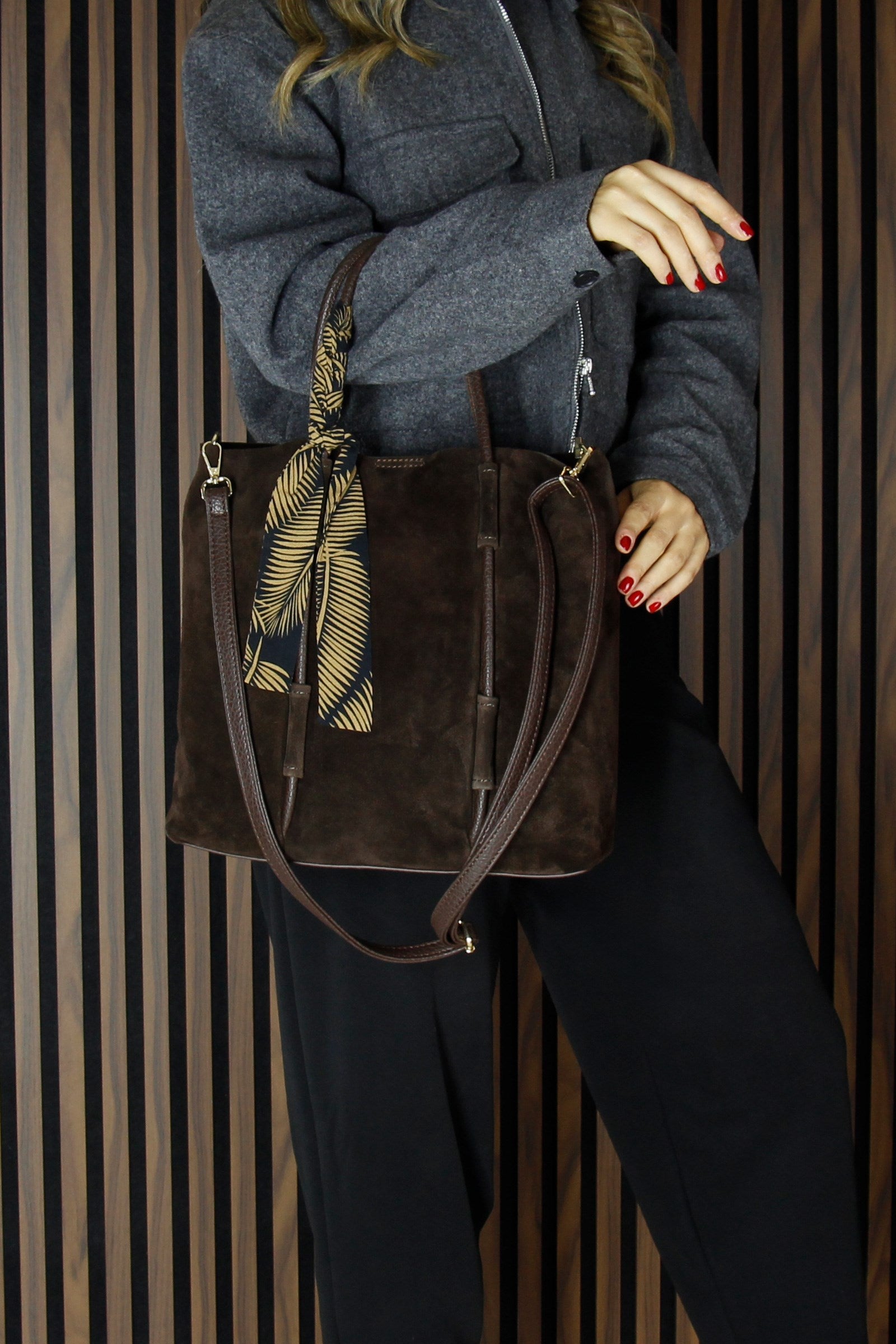 (VSN5013OC) Kahve Hakiki Dana Süet Manyetik Kapaklı Fermuarlı İç Cepli Askılı Büyük Boy Günlük Omuz Çantası