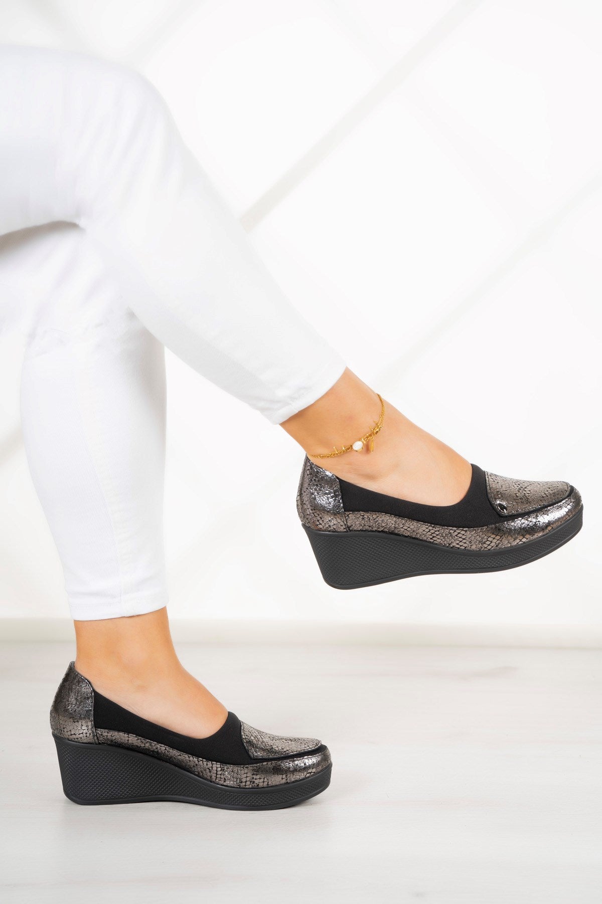 Priscilla Gümüş Yılan Hakiki Deri Dolgu Topuklu Streç Günlük Ayakkabı