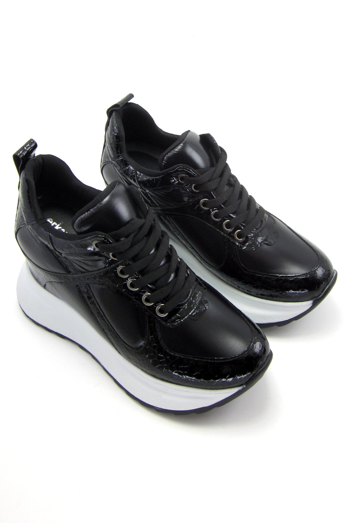 Aurelia Siyah Beyaz Rugan Bağcıklı Gizli Dolgu Günlük Ayakkabı