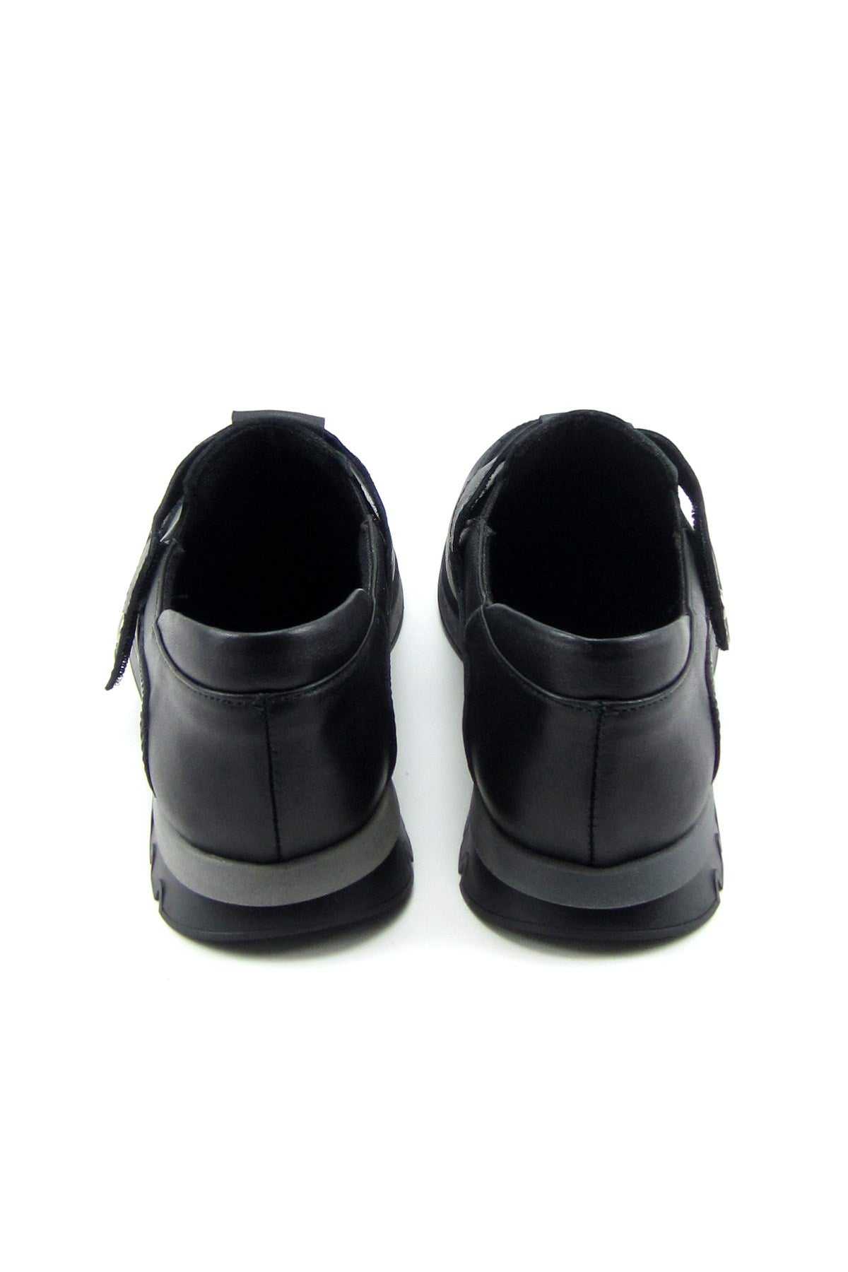 Daniela Siyah Hakiki Deri Tokalı Günlük Ayakkabı