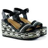 [7075] Siyah Kristal Taşlı İncili Sim Nakışlı Tokalı Zikzak Örgü Jüt Dolgu Topuklu Sandalet
