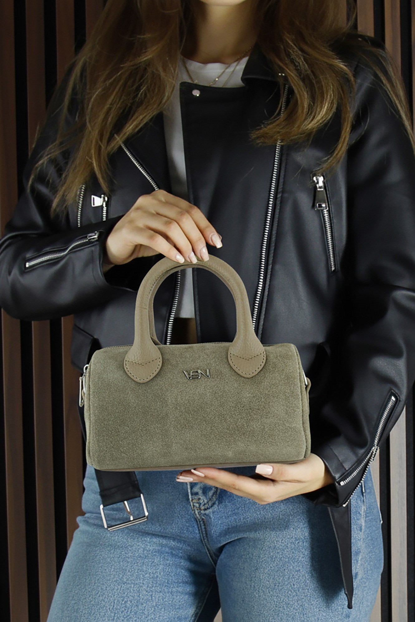 (VSN5019OC) Kum Hakiki Dana Süet Fermuarlı Askılı İç Cepli Küçük Boy Günlük Omuz Çantası