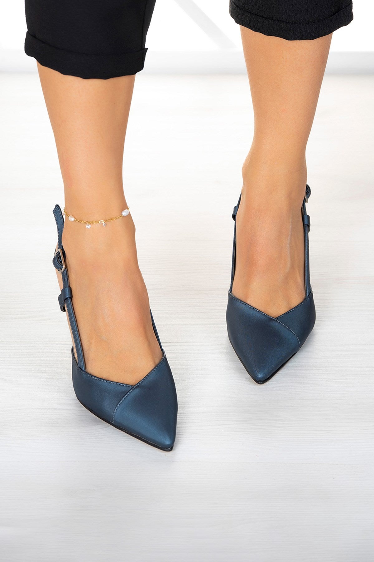 Sacha Lacivert Saten Arkası Açık Abiye Stiletto