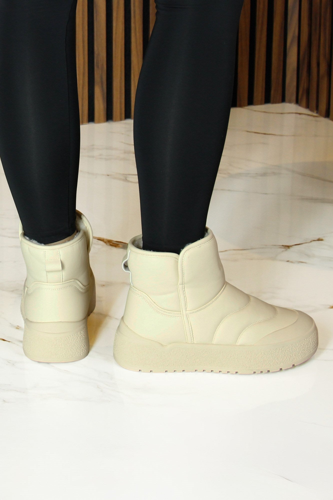 [8052] Bej Vegan Kürk Astarlı Yuvarlak Burun Günlük Bot